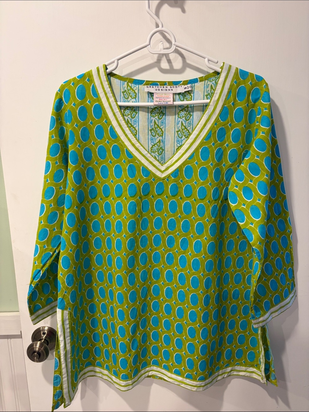 Gretchen Scott small long sleeve Green & Turquoise Geometric V-Neck Tunic